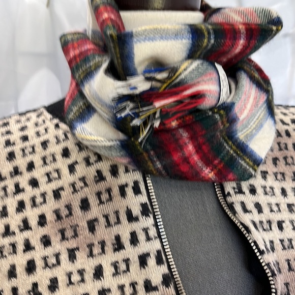 Hilltop Brand Dress Stewart scarf - Picture 3 of 8